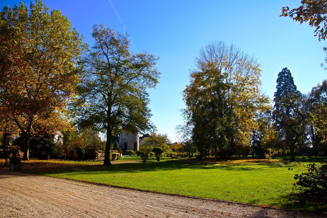 Château de Montabert Montaulin Exterior foto